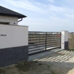 brama prosta stal przesuwna szara