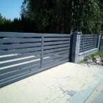 brama prosta przesuwna stal szara